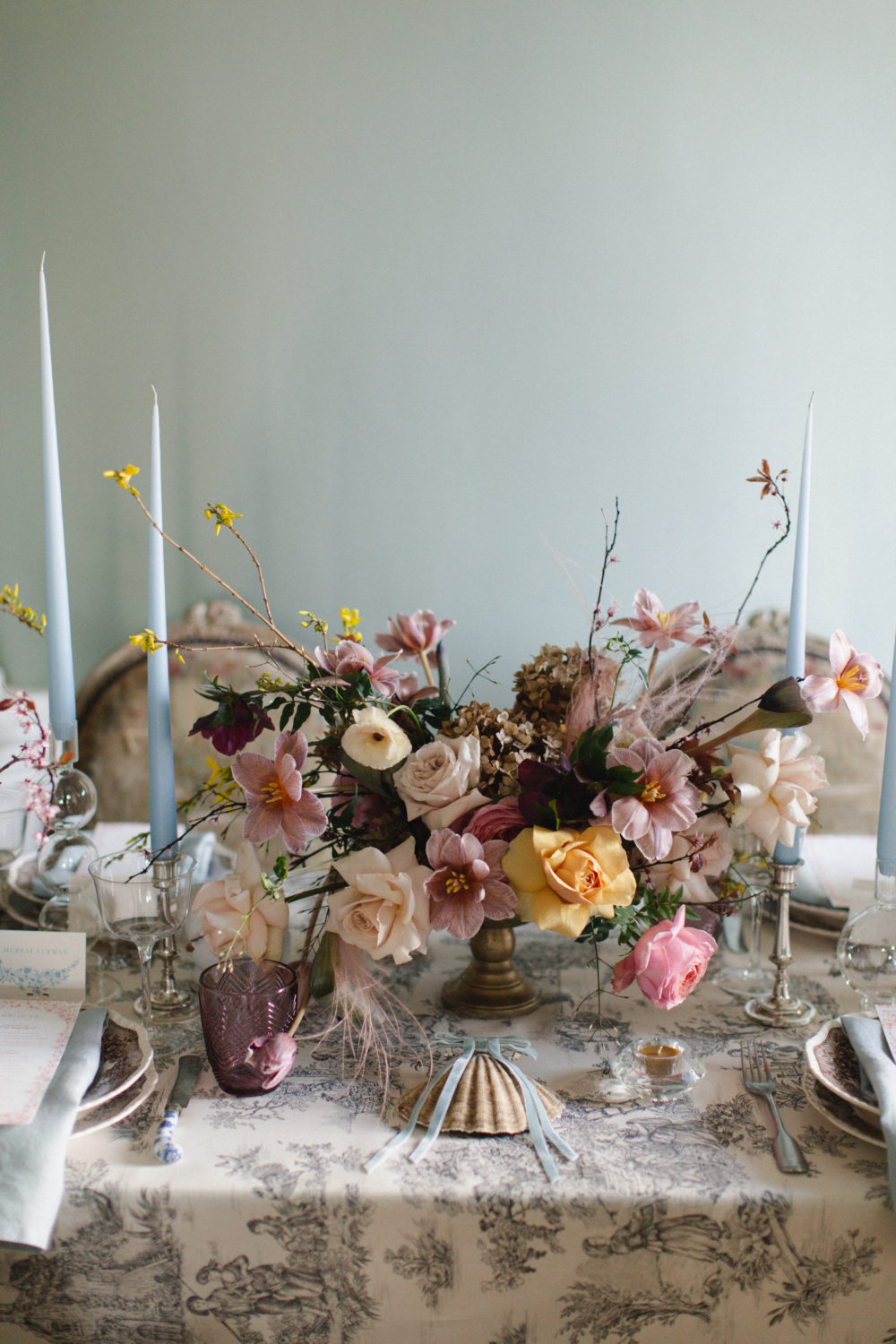 Wedding floral centrepiece