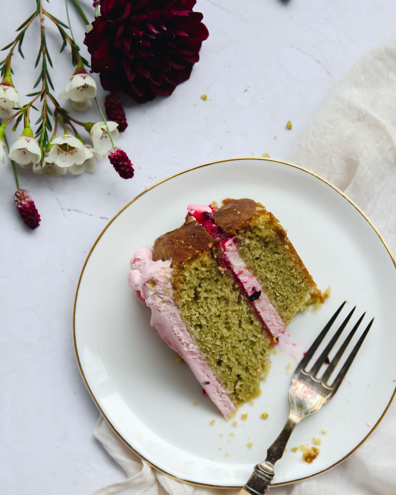 Matcha Blackberry Cake Recipe