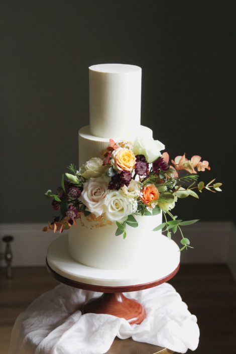 Autumn Floral Wedding Cake Autumn Floral Wedding Cake