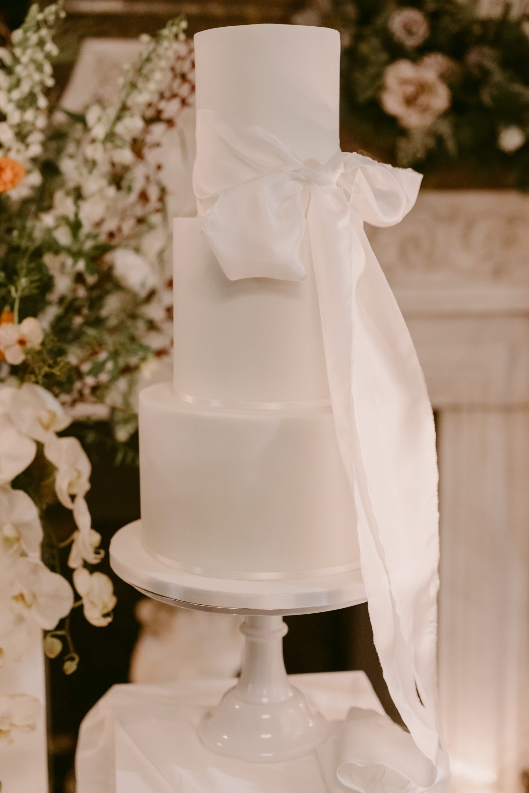 Wedding cake with silk bos